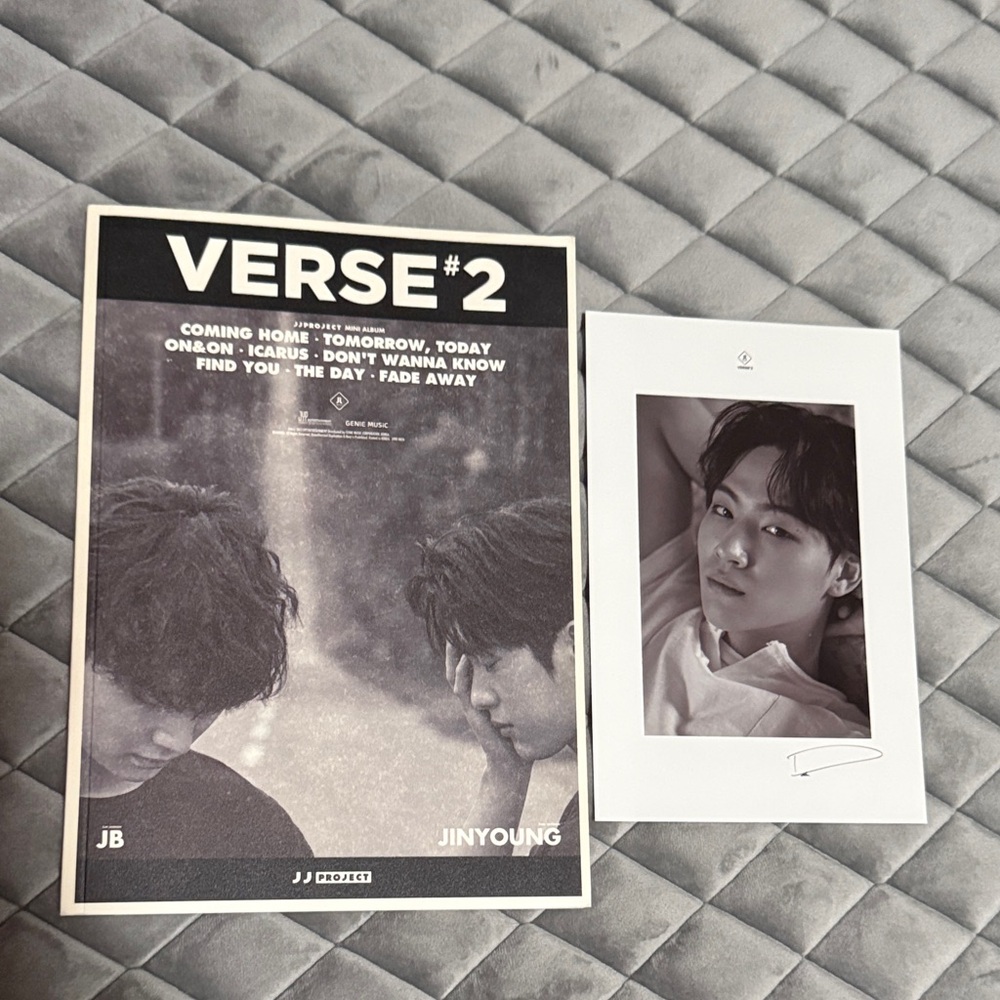 JJ Project ‘Verse 2’ Album On the road ver. with postcard